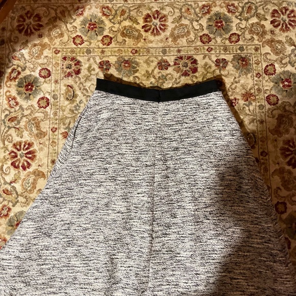 J McLaughlin skirt - Picture 6 of 12